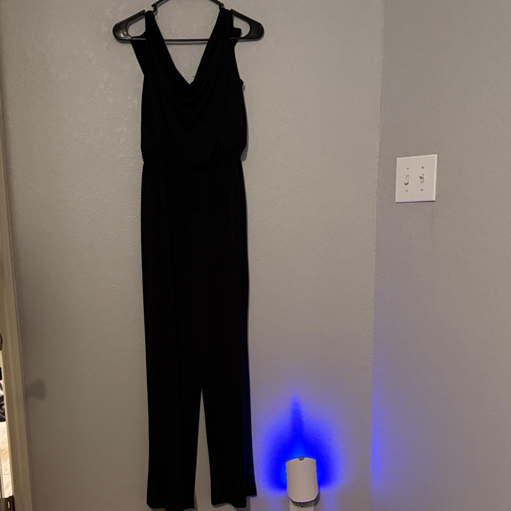 Enfocus Studio Black Sleeveless Cowl-Neck Jumpsuit